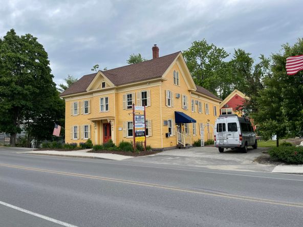 82 Main St, Bridgton, ME 04009